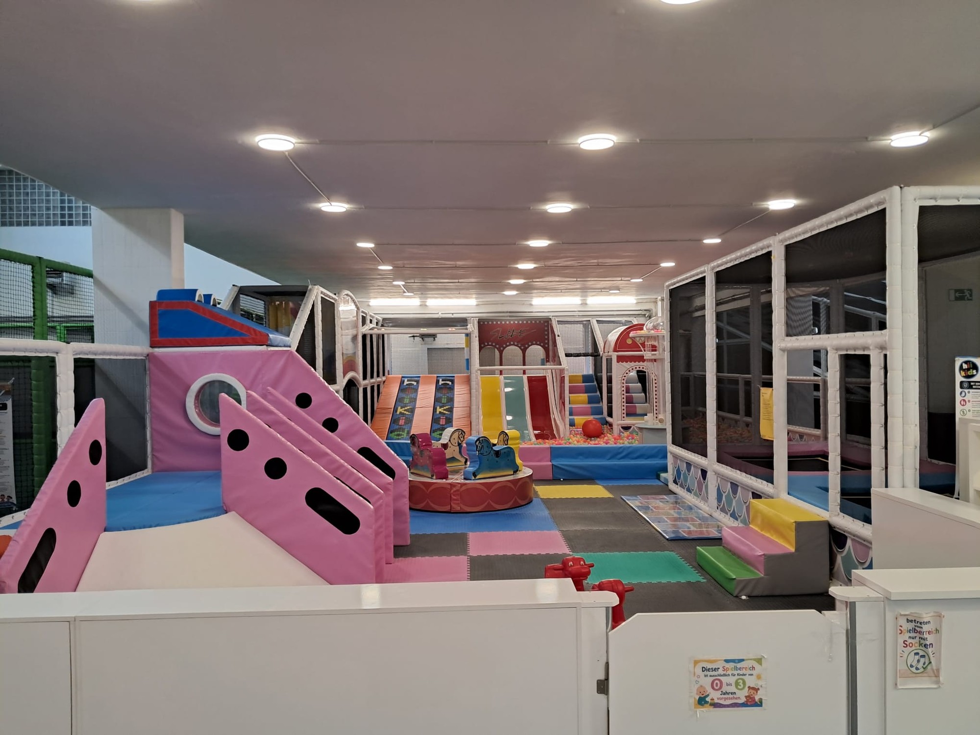 Separater Kleinkindbereich für Kinder von 1 bis 3 Jahren